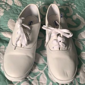 Leather white keds